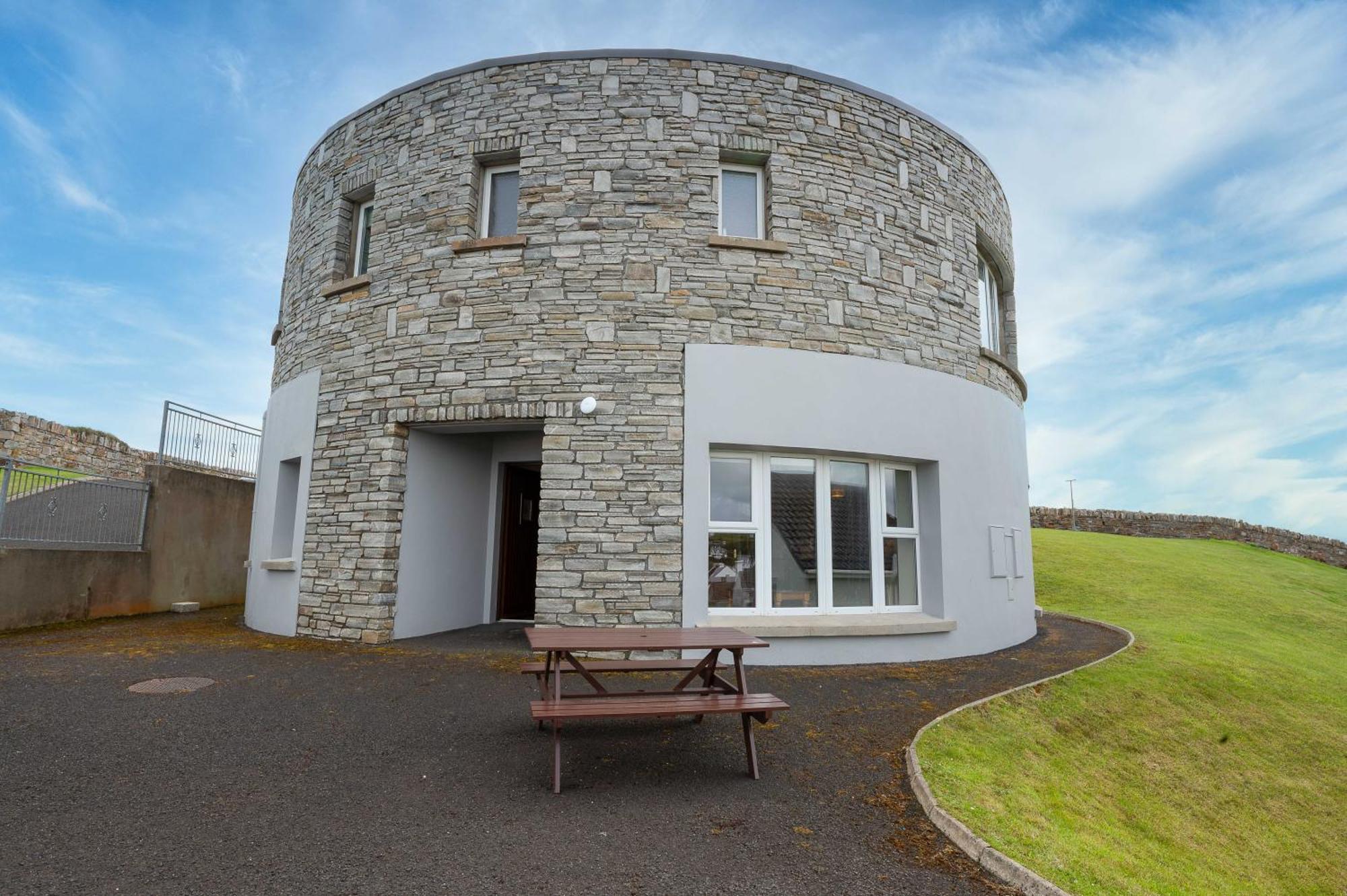 Downings Coastguard Cottages - Type B-E Exterior foto